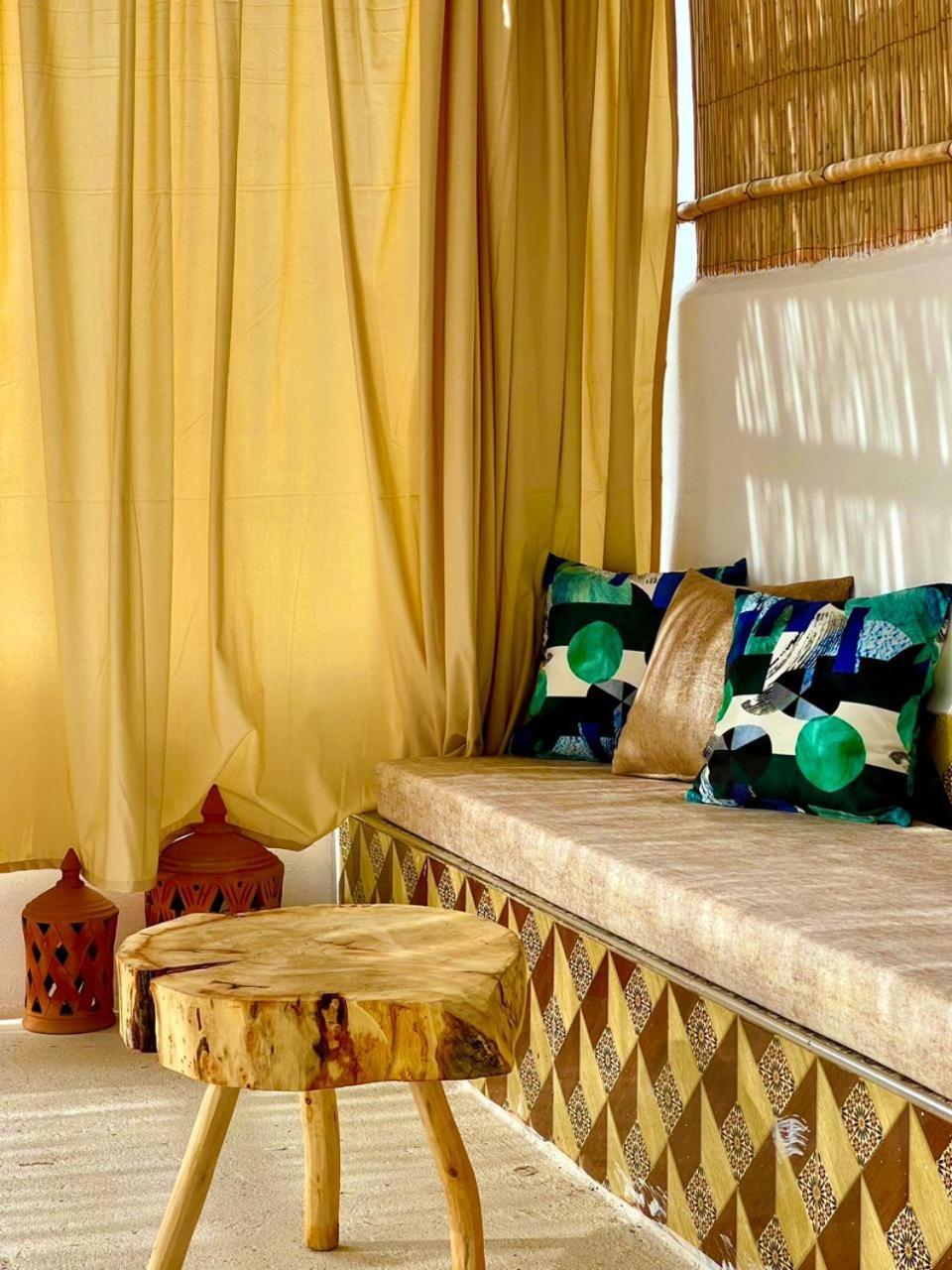 Tamraght Surf & Salsa Ocean House B&B 외부 사진