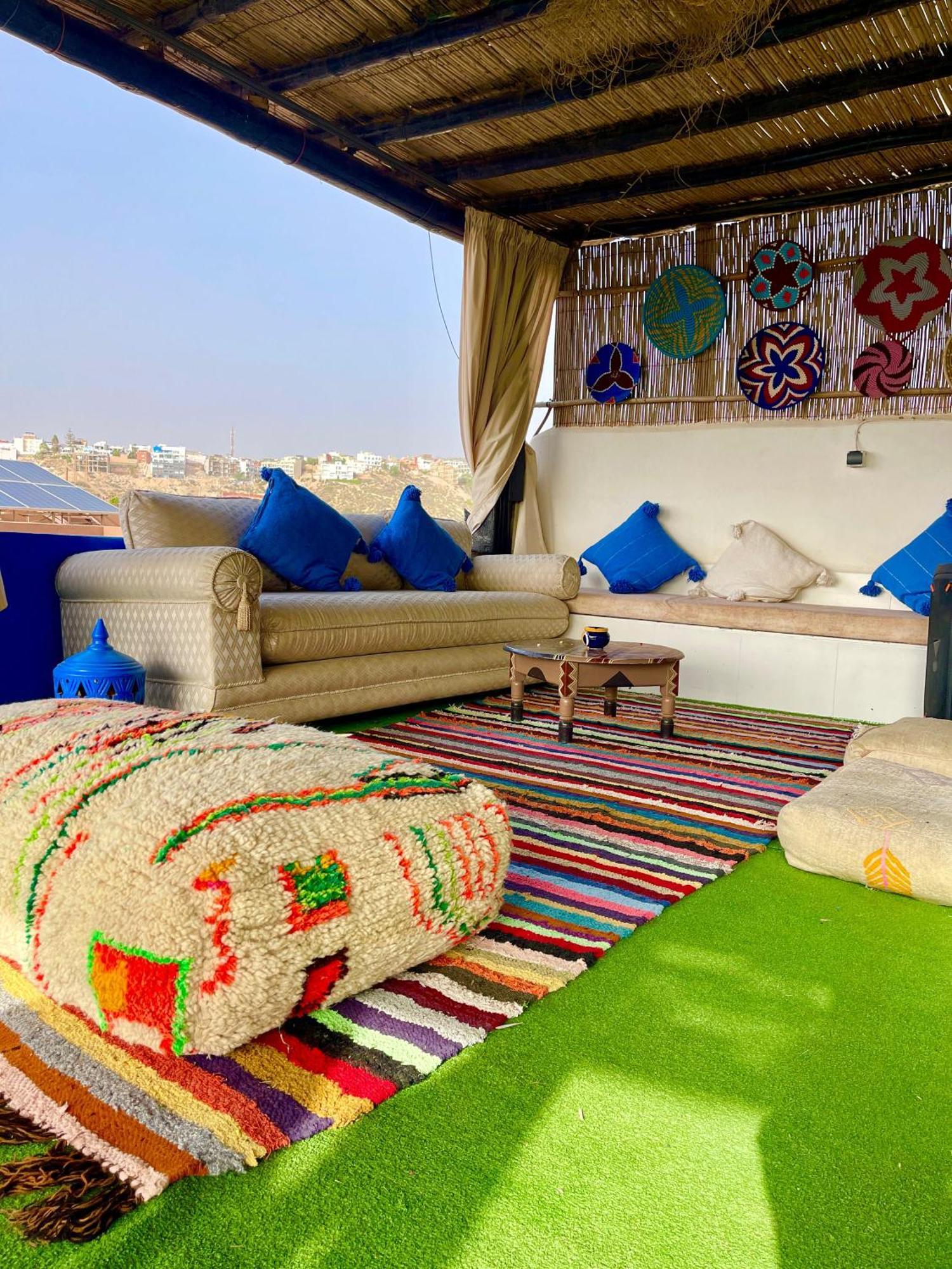 Tamraght Surf & Salsa Ocean House B&B 외부 사진